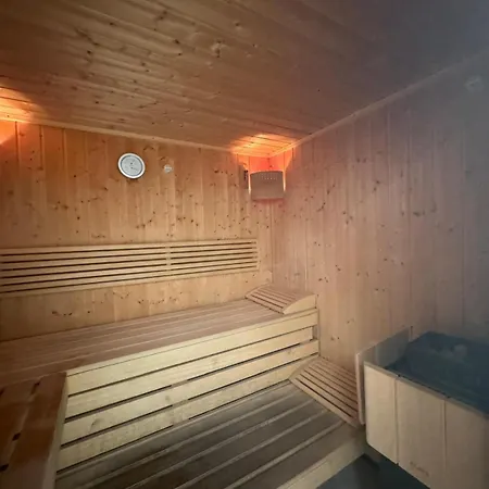 Sunset Vacation At Elysia Park *