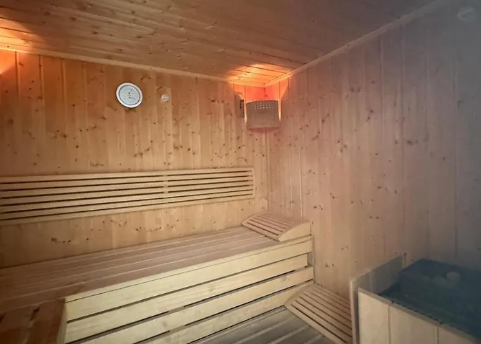 Sunset Vacation At Elysia Park *